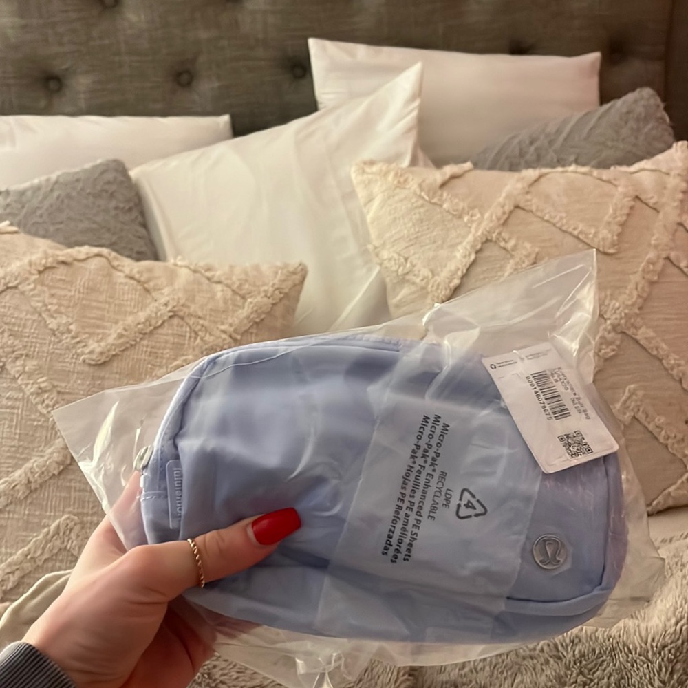 BRAND NEW UNOPENED PASTEL BLUE LULULEMON BELT BAG